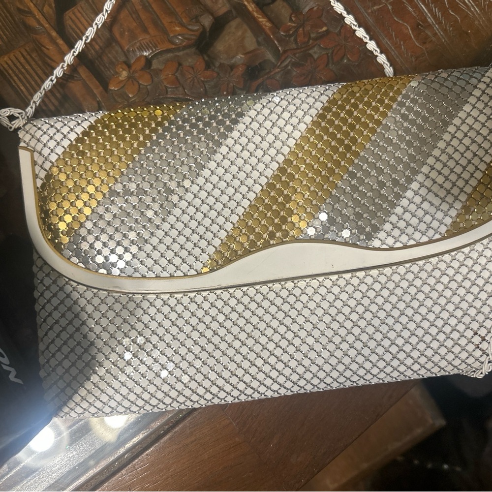 Vintage Y&S Originals mesh gold, white,and silver purse with white metal strap.